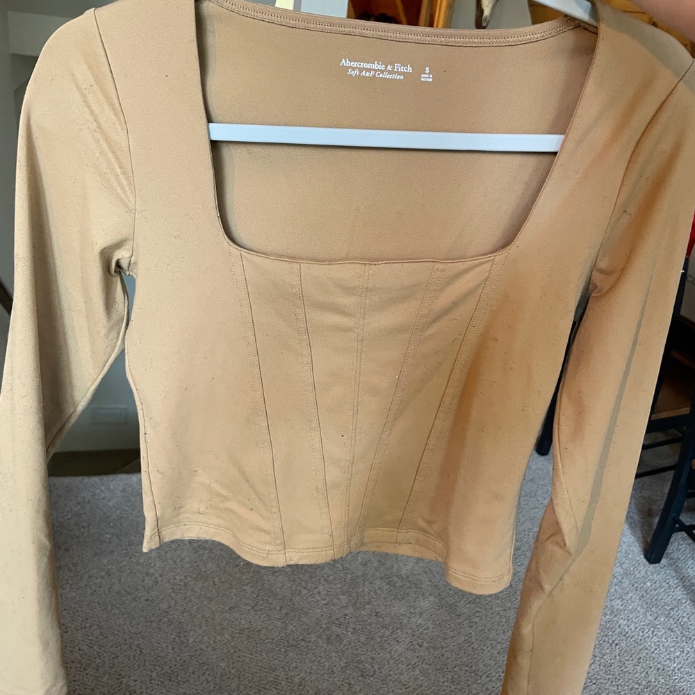 Abercrombie & Fitch camel cropped long sleeve (size S)